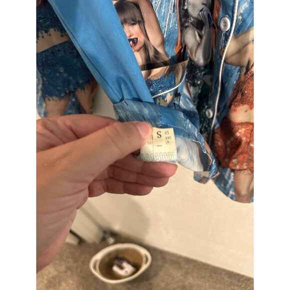 Taylor Swift Taylor’s Version 1989 Themed Pajama Top - Picture 5 of 6